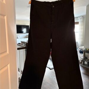 Monrow black capris